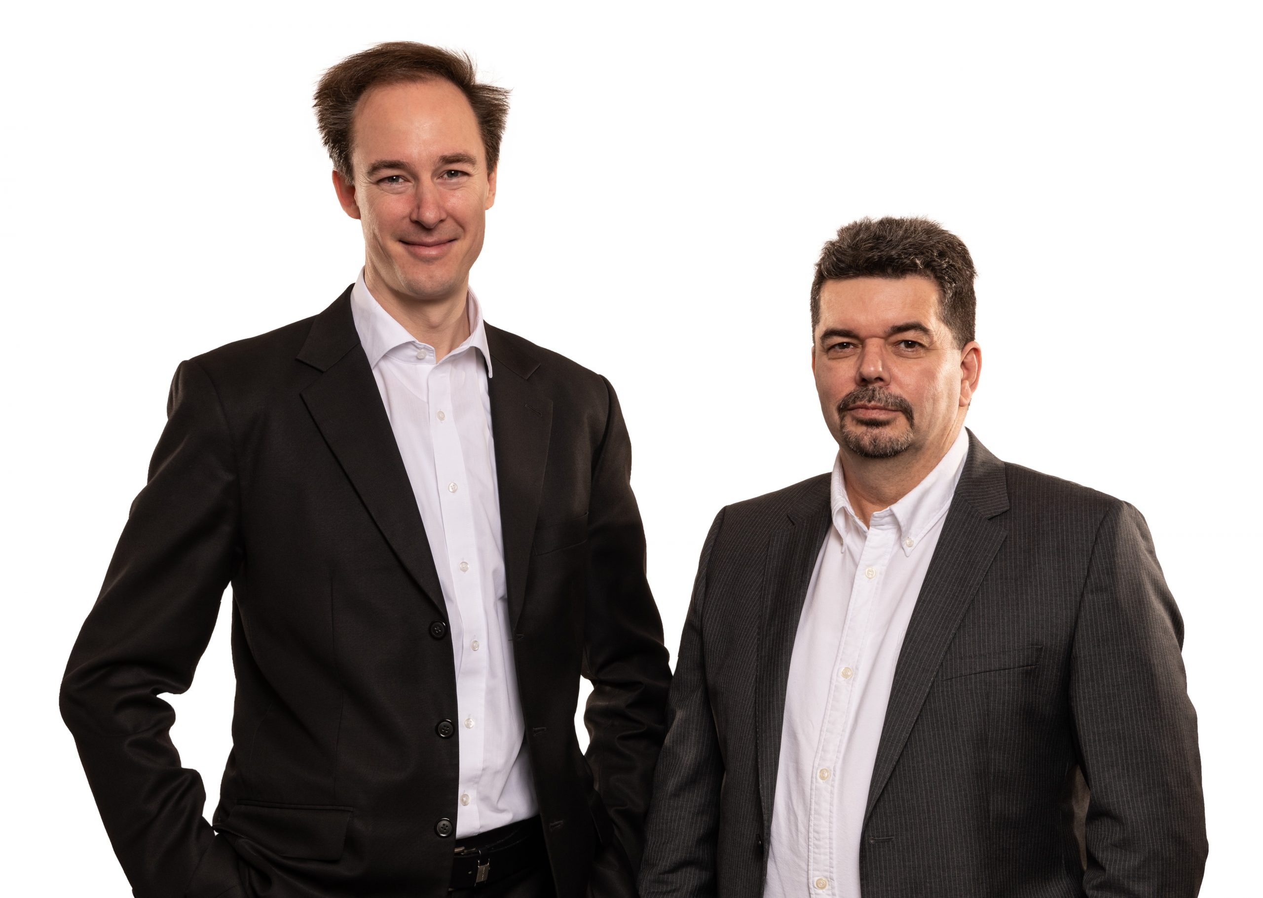 Freude über das positive Ergebnis bei den Geschäftsführern der Ahrtal-Werke GmbH Dominik Neswad-ba und Thomas Hoppenz (v.l.)                     
